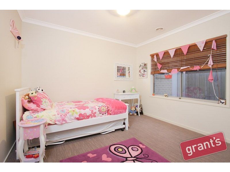 49 Red Gum Circuit, Pakenham VIC 3810