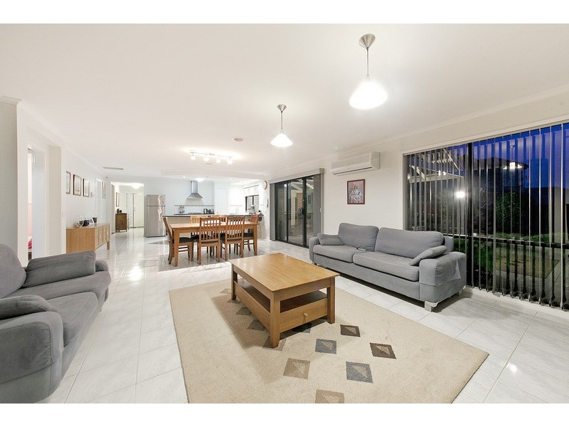 15 Avendon Court, Narre Warren South VIC 3805