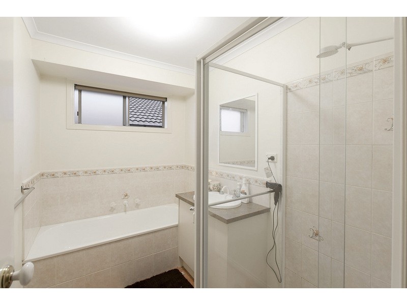 96 Ebony Drive, Pakenham VIC 3810