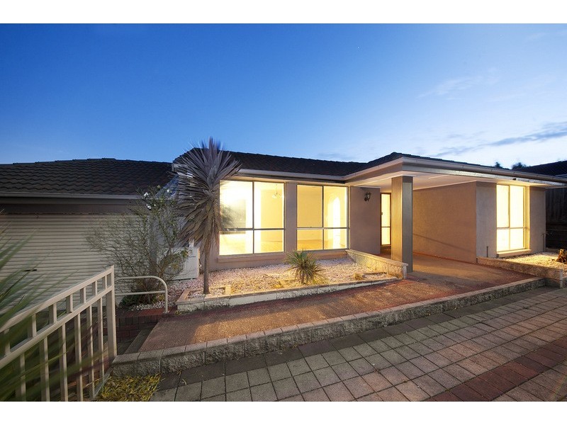 54 George Chudleigh Drive, Hallam VIC 3803
