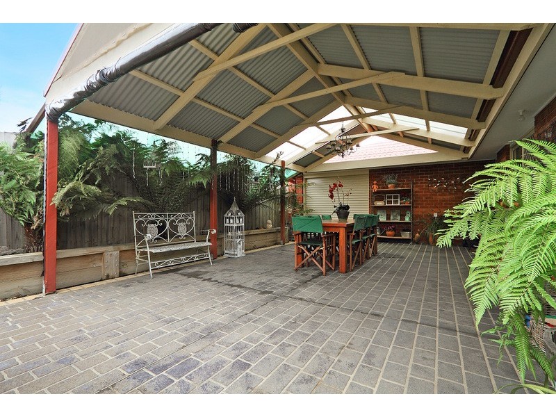 6 Ayesha Rise, Pakenham VIC 3810