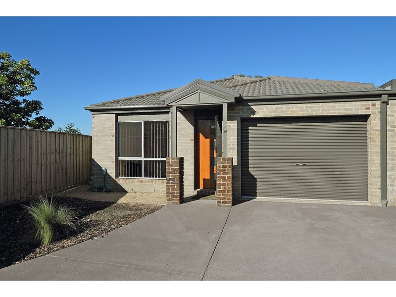 14/6-16 Diston Court, Pakenham VIC 3810