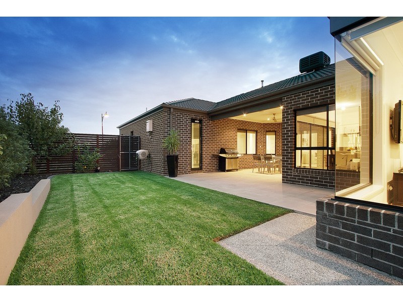 47 Botanic Drive, Pakenham VIC 3810