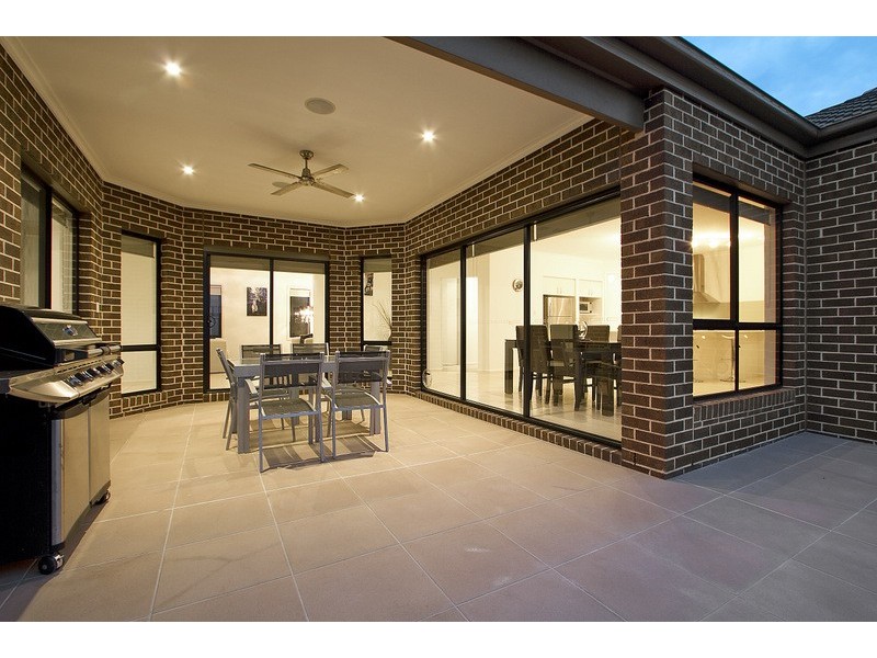 47 Botanic Drive, Pakenham VIC 3810