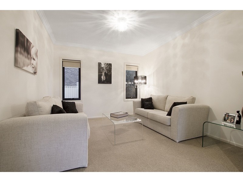 47 Botanic Drive, Pakenham VIC 3810
