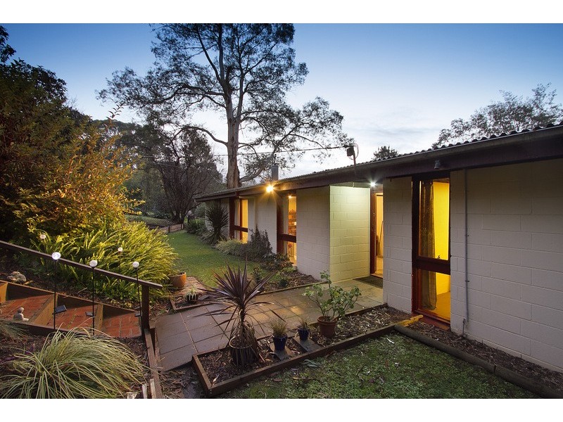 6 Le Souef Road, Gembrook VIC 3783