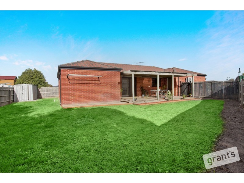 49 Clifford Drive, Pakenham VIC 3810
