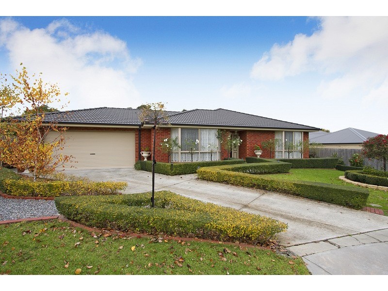 8 Kerry Place, Garfield VIC 3814