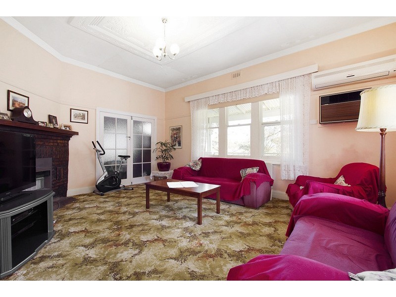 5 Main Street, Garfield VIC 3814