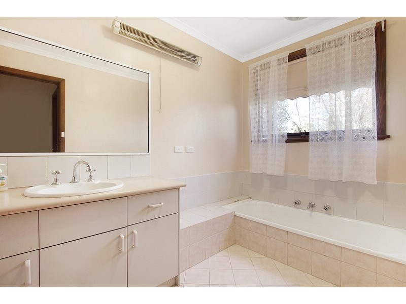 5 Main Street, Garfield VIC 3814