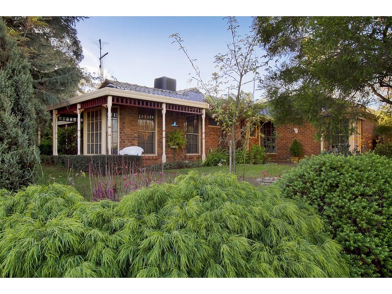 27 Archer Road, Garfield VIC 3814