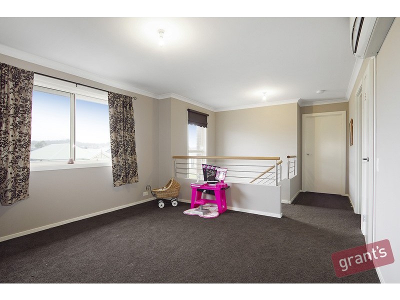 30 Everly Circuit, Pakenham VIC 3810