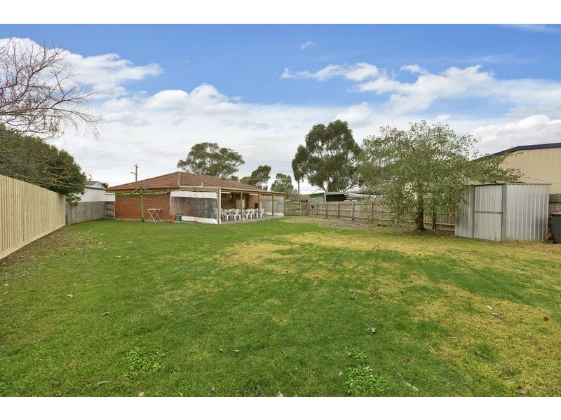 53 Barrington Drive, Pakenham VIC 3810