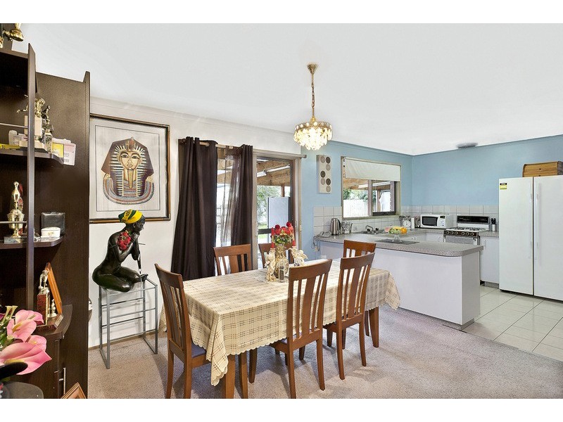 53 Barrington Drive, Pakenham VIC 3810