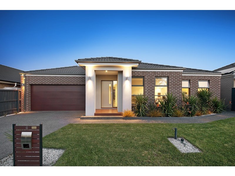 6 Gladys Court, Berwick VIC 3806