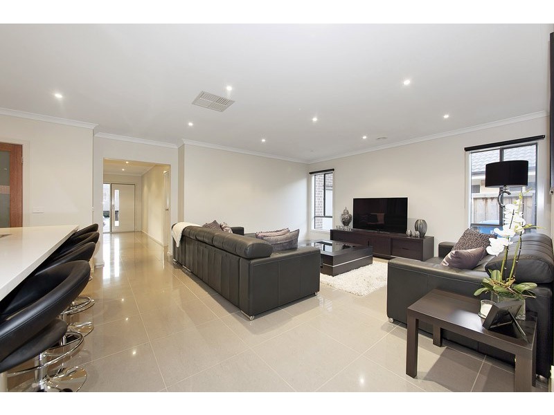 6 Gladys Court, Berwick VIC 3806