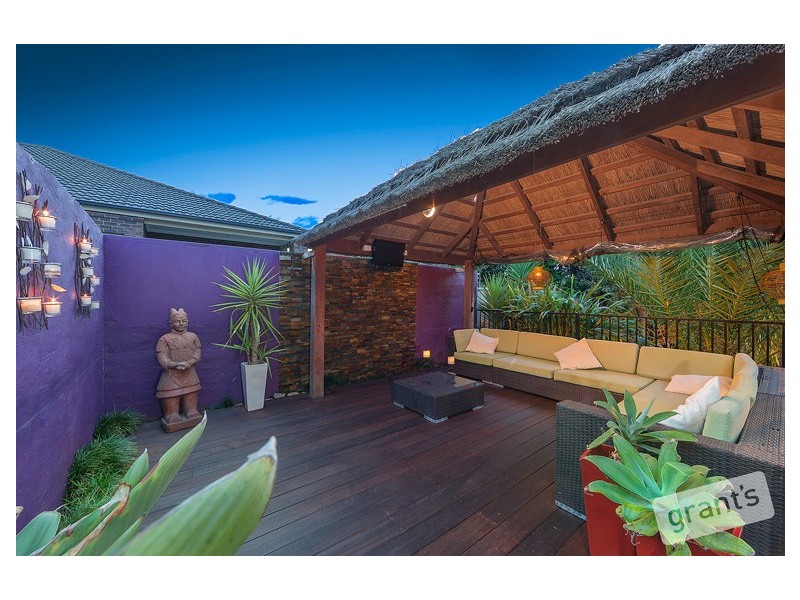 38 St Leonard Way, Pakenham VIC 3810