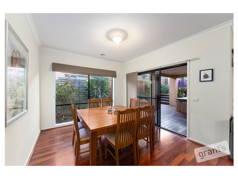 38 St Leonard Way, Pakenham VIC 3810