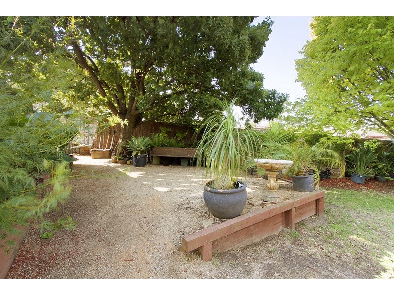 8 Finch Court, Pakenham VIC 3810