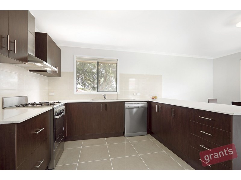 1 McMaster Court, Pakenham VIC 3810