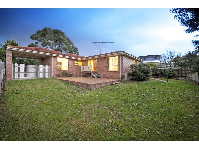 17 Mikkell Court, Pakenham VIC 3810