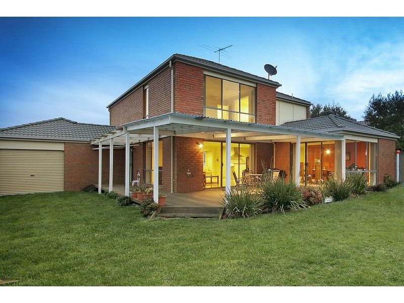 12 Sundial Court, Berwick VIC 3806