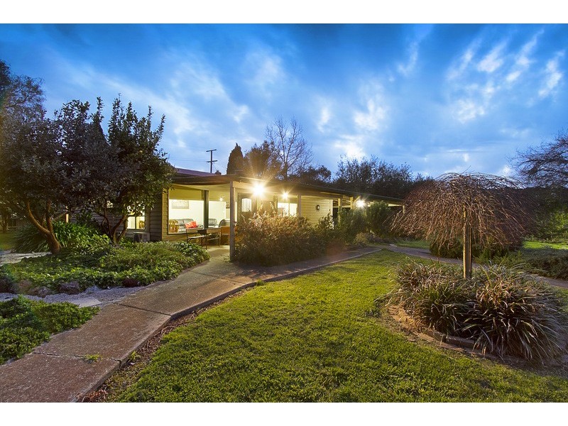 135 Ellett Road, Pakenham South VIC 3810