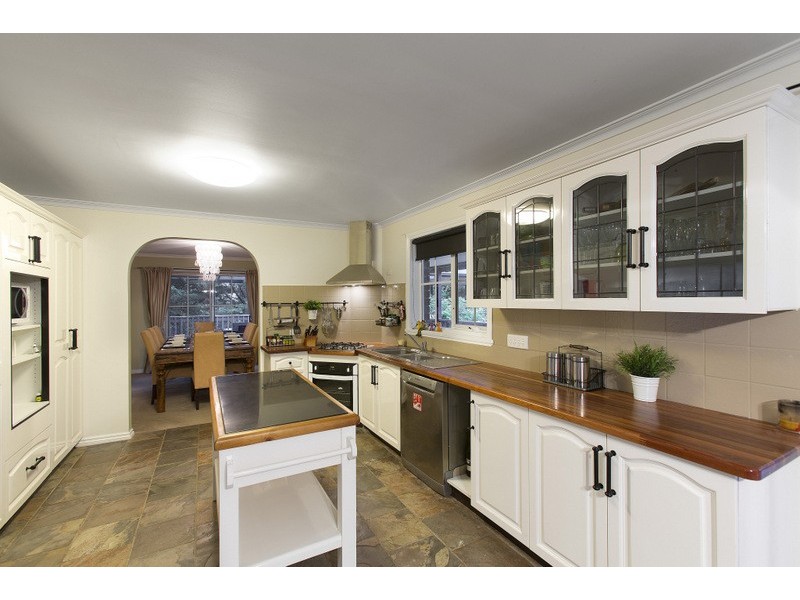 11 Flett Street, Bunyip VIC 3815