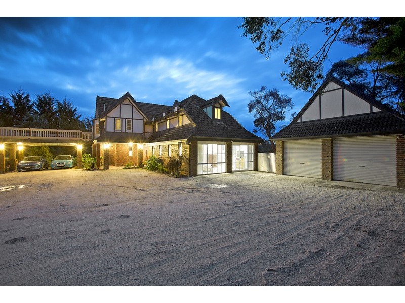 11 Flett Street, Bunyip VIC 3815