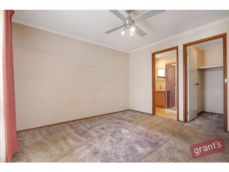 11 Katjusha Court, Pakenham VIC 3810