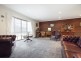 2 Hamilton Close, Endeavour Hills VIC 3802