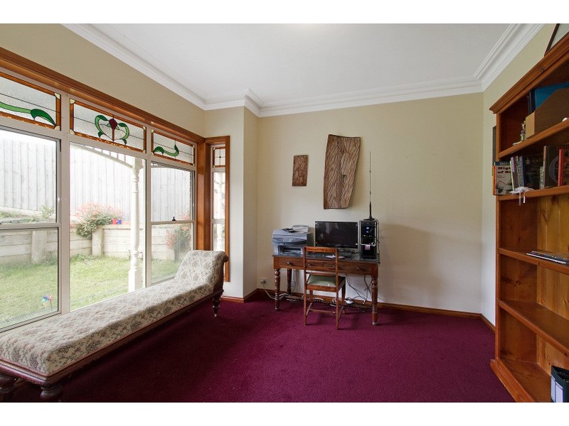 16 Briarwood Close, Garfield VIC 3814