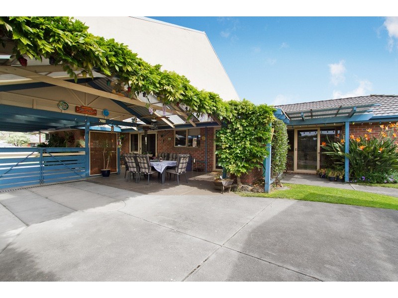 4 Isaac Court, Pakenham VIC 3810