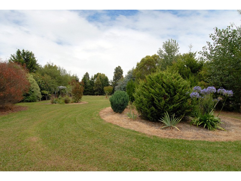 4 Meeking Drive, Pakenham VIC 3810