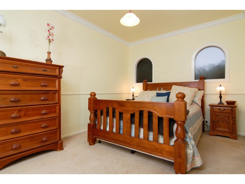 4 Meeking Drive, Pakenham VIC 3810