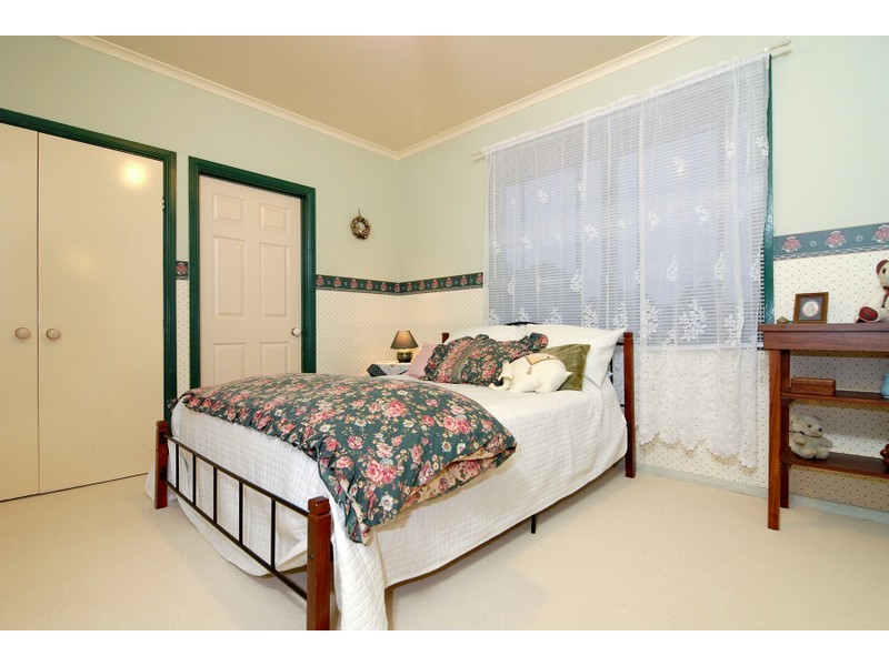 4 Meeking Drive, Pakenham VIC 3810