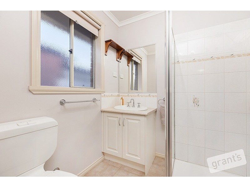 11 Sir Phillip Court, Pakenham VIC 3810