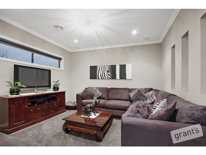 28 Ibis Close, Pakenham VIC 3810