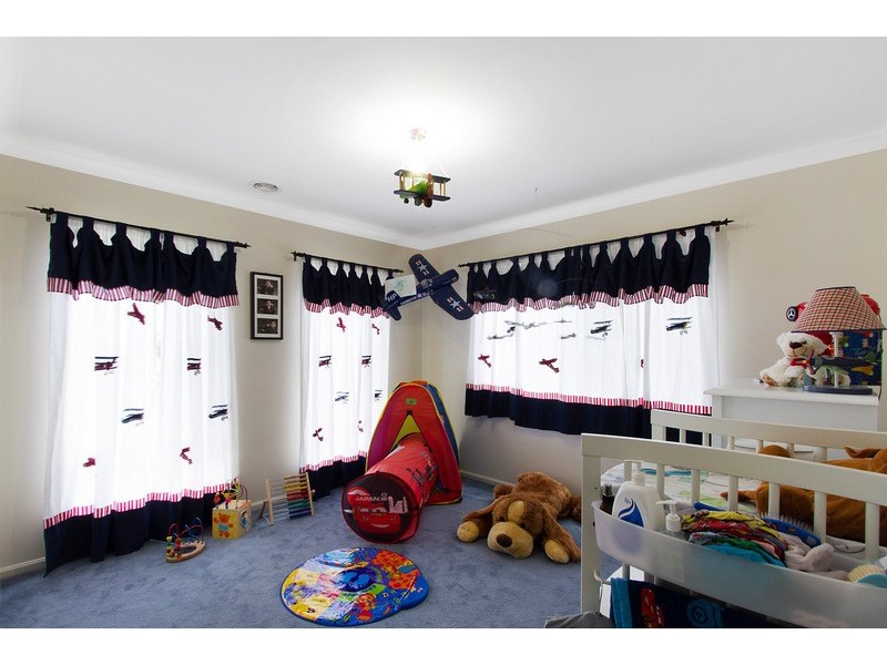 26 Barwon Drive, Pakenham VIC 3810