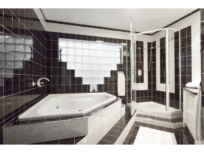 4 Taree Close, Pakenham VIC 3810