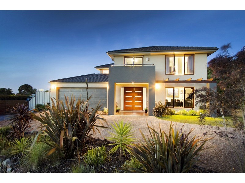 51 Chirnside Road, Berwick VIC 3806