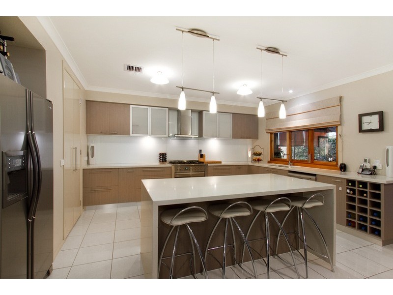 51 Chirnside Road, Berwick VIC 3806