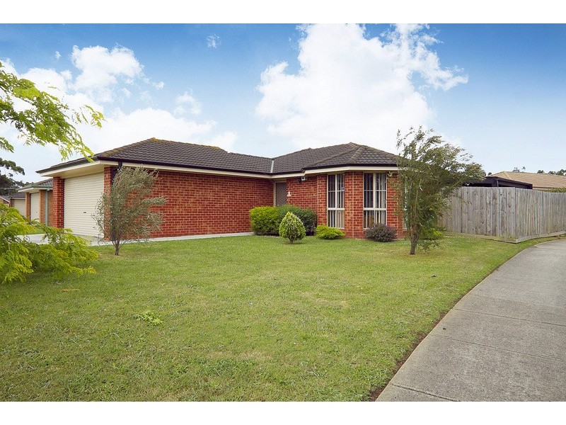 2 Stella Place, Pakenham VIC 3810