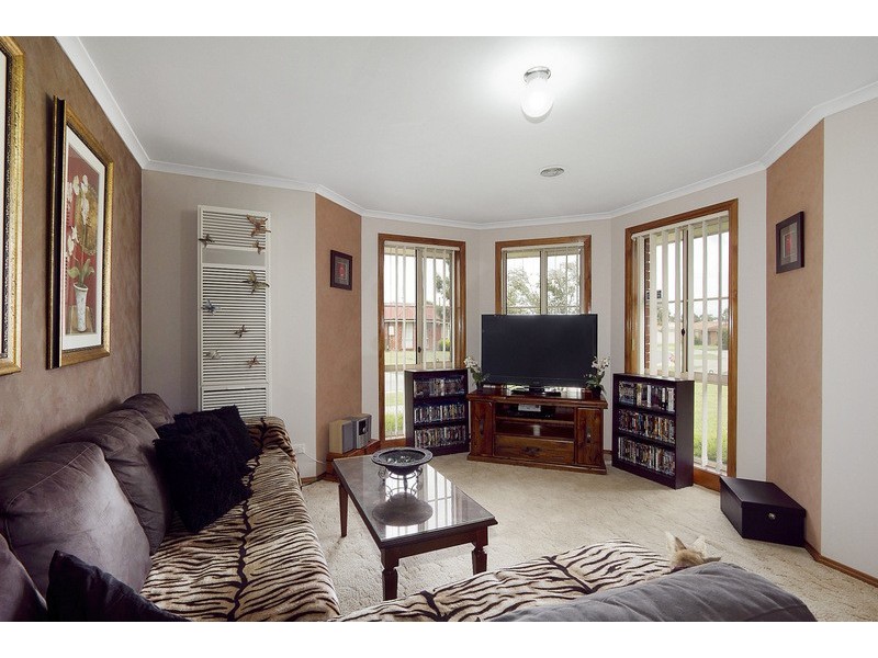 2 Stella Place, Pakenham VIC 3810