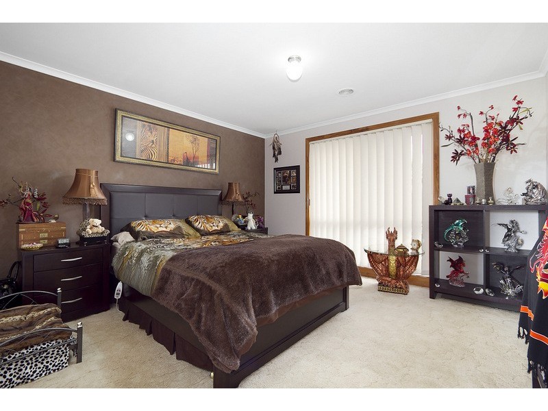 2 Stella Place, Pakenham VIC 3810