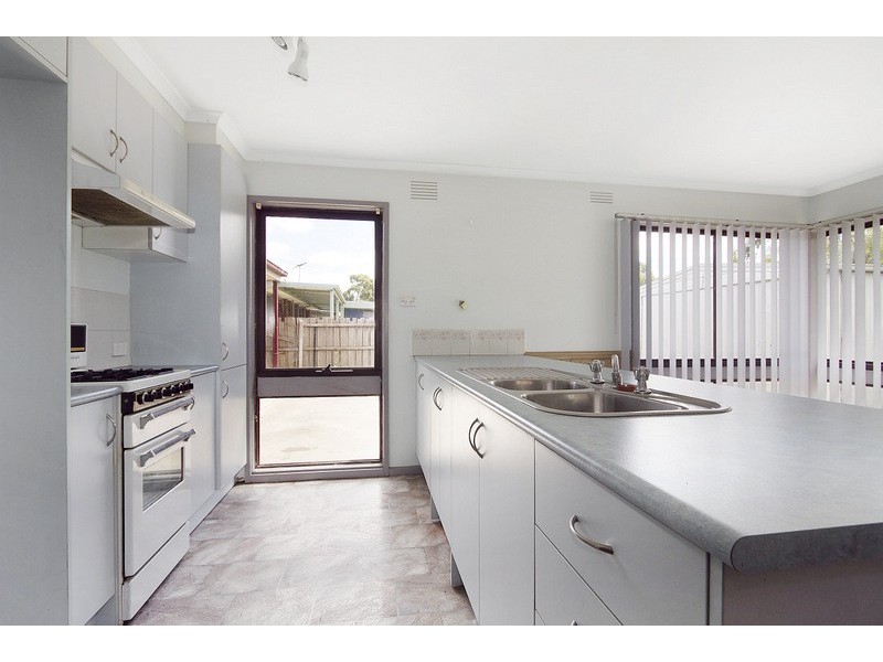 1/5 Hosking Court, Pakenham VIC 3810