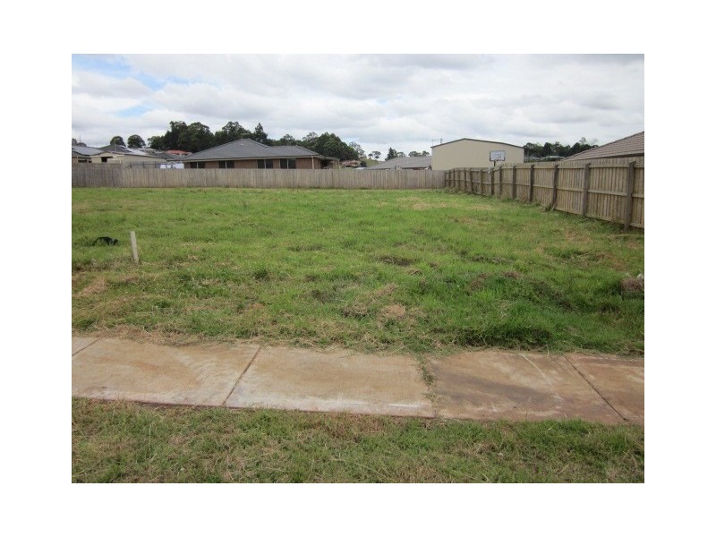 Lot 166 Shae Crescent, Drouin VIC 3818
