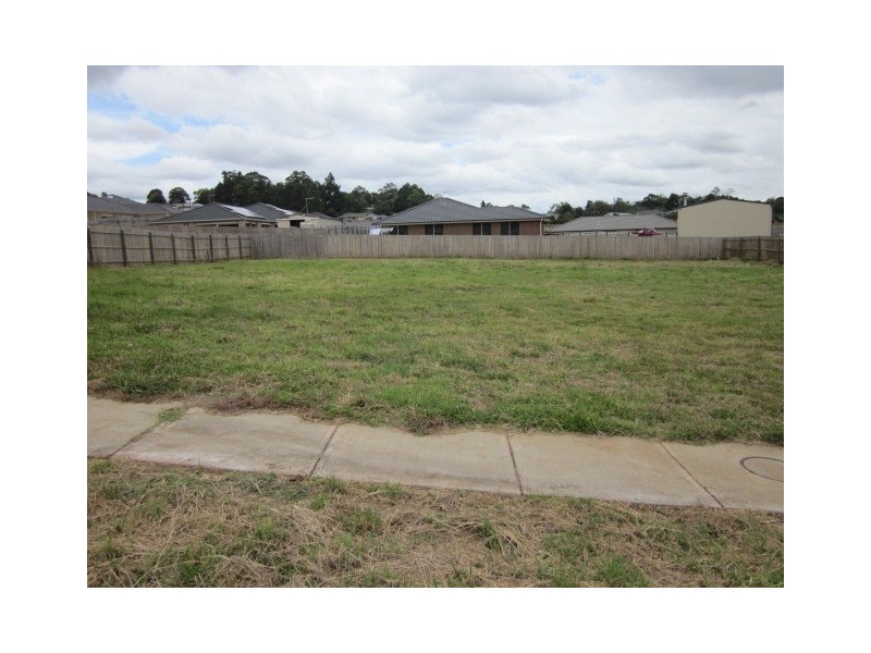 Lot 166 Shae Crescent, Drouin VIC 3818