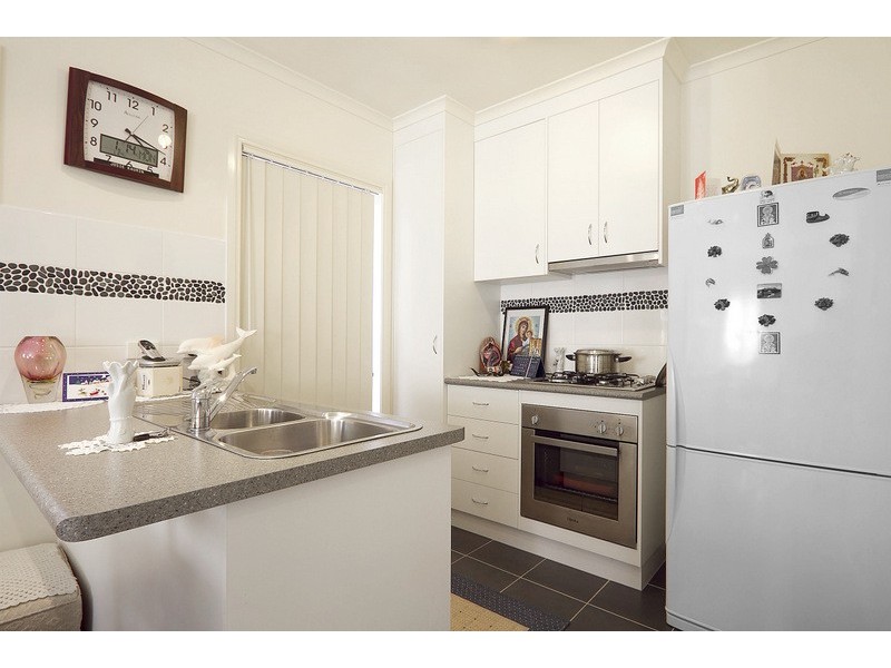 Unit 14/103 Army Road, Pakenham VIC 3810