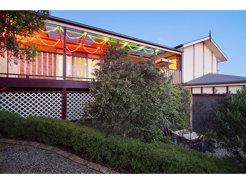 9 McCaffrey Rise, Pakenham VIC 3810